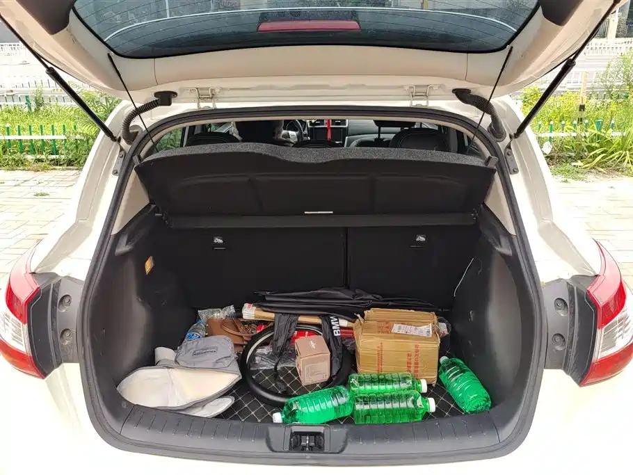 Nissan Tiida 2023 1.6L CVT