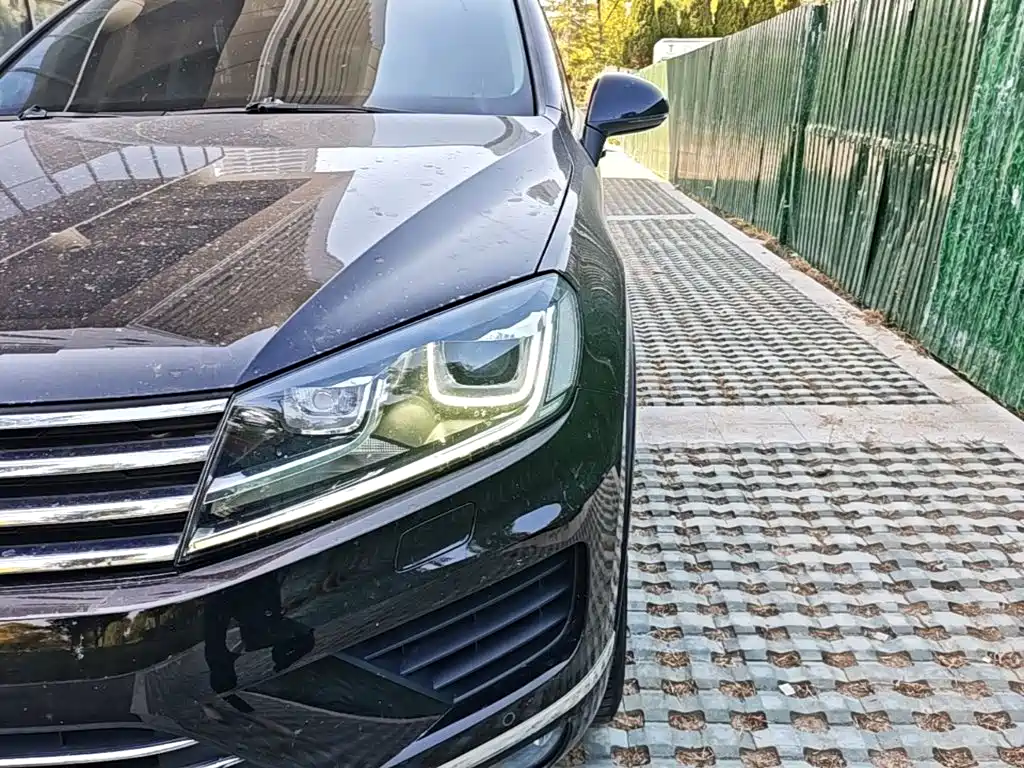 Volkswagen Touareg — миниатюра 24