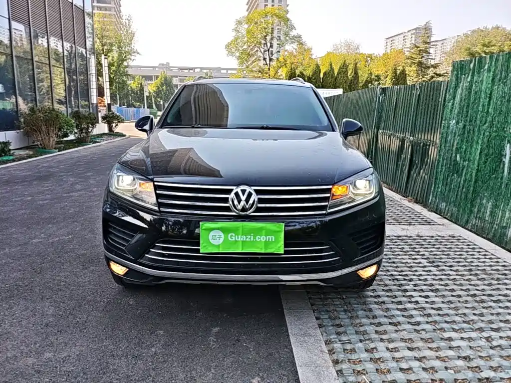Volkswagen Touareg — миниатюра 3