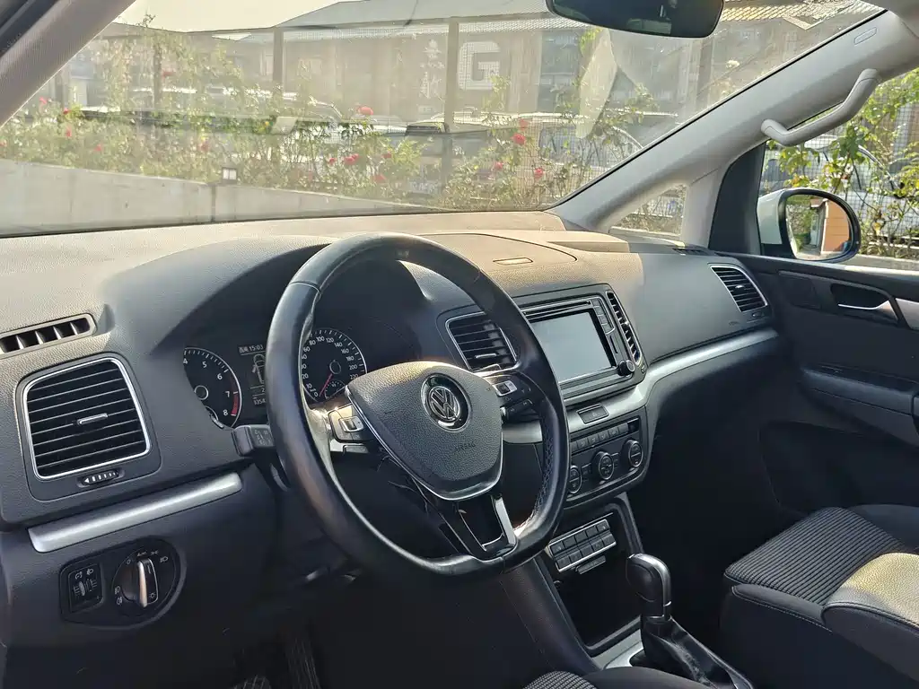 Volkswagen Sharan — миниатюра 14