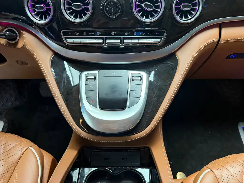 Mercedes-Benz Vito — миниатюра 11
