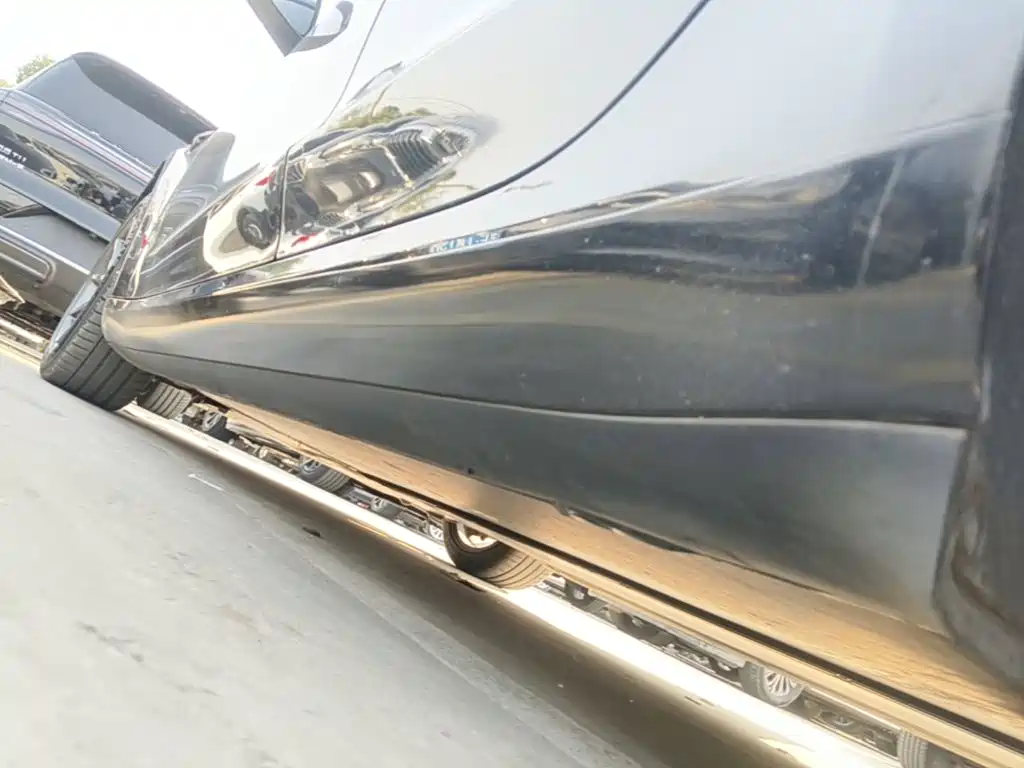 Tesla Model 3 — миниатюра 22