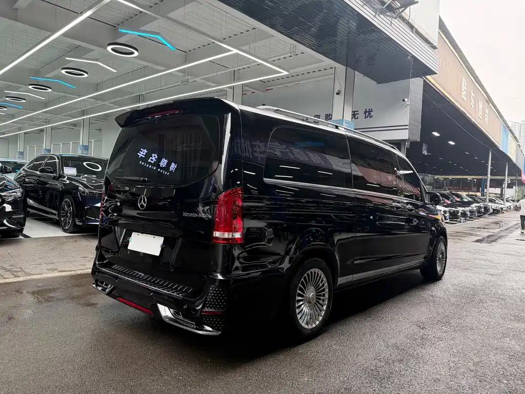 Mercedes-Benz Vito — миниатюра 21