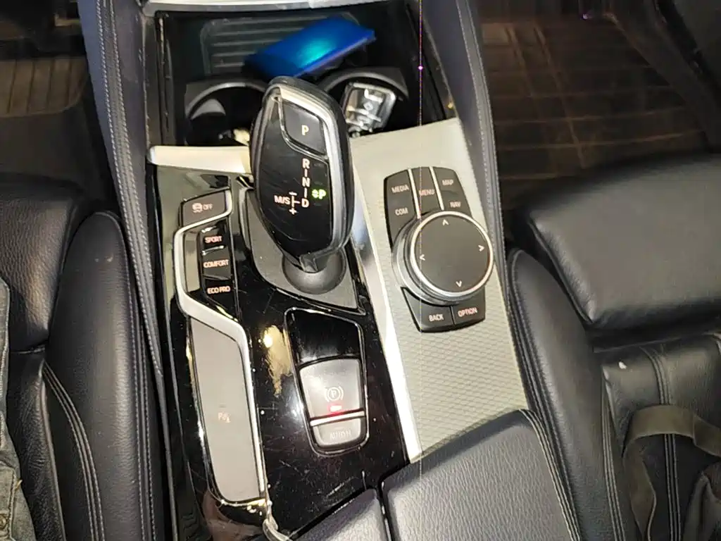 BMW 5 Series (Import) — миниатюра 14
