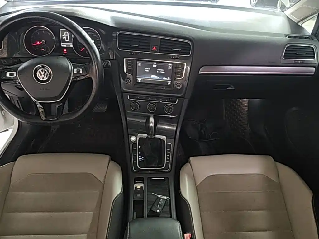 Volkswagen Golf — миниатюра 13
