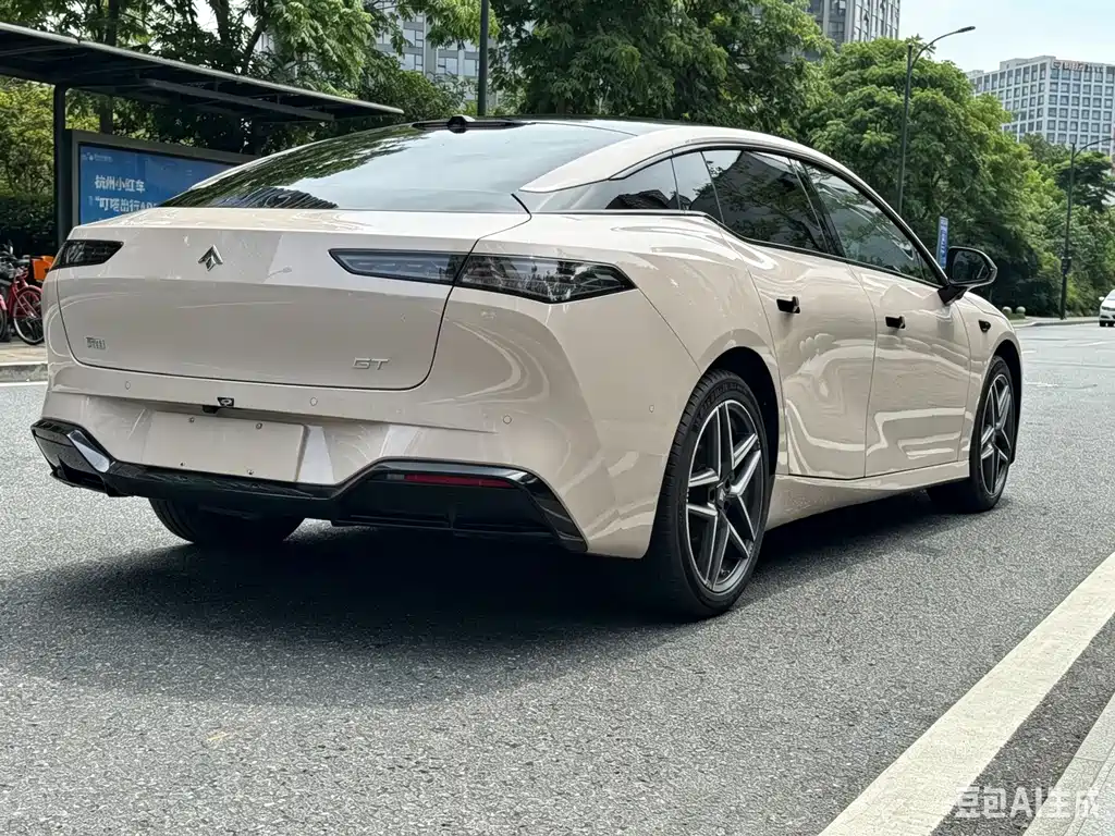 Hyper GT — миниатюра 6
