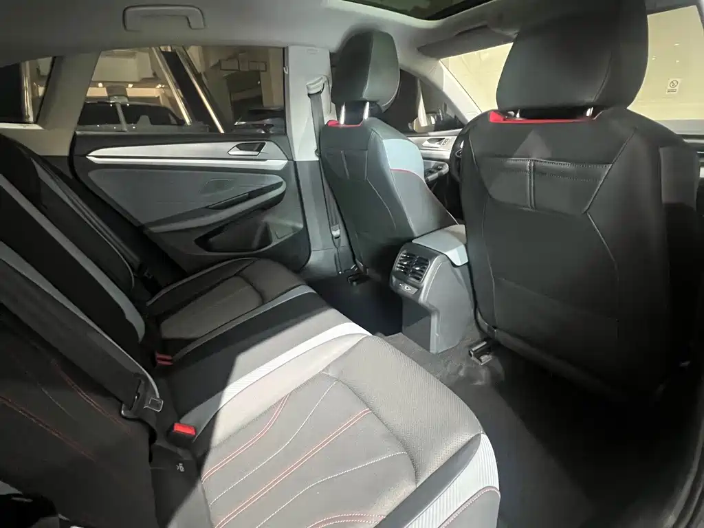 Volkswagen Lamando — миниатюра 6