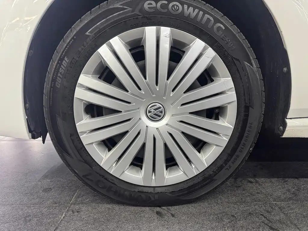 Volkswagen Polo — миниатюра 13