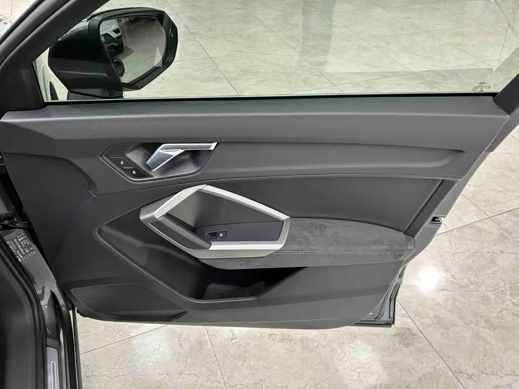Audi Q3 — миниатюра 17