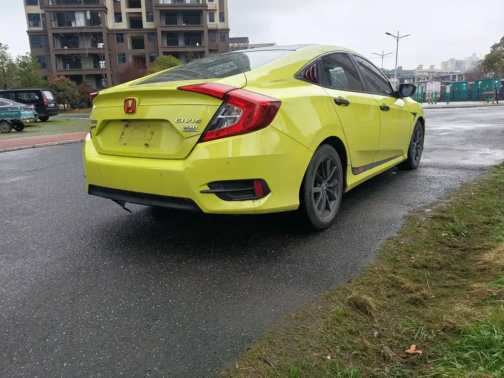 HONDA CIVIC