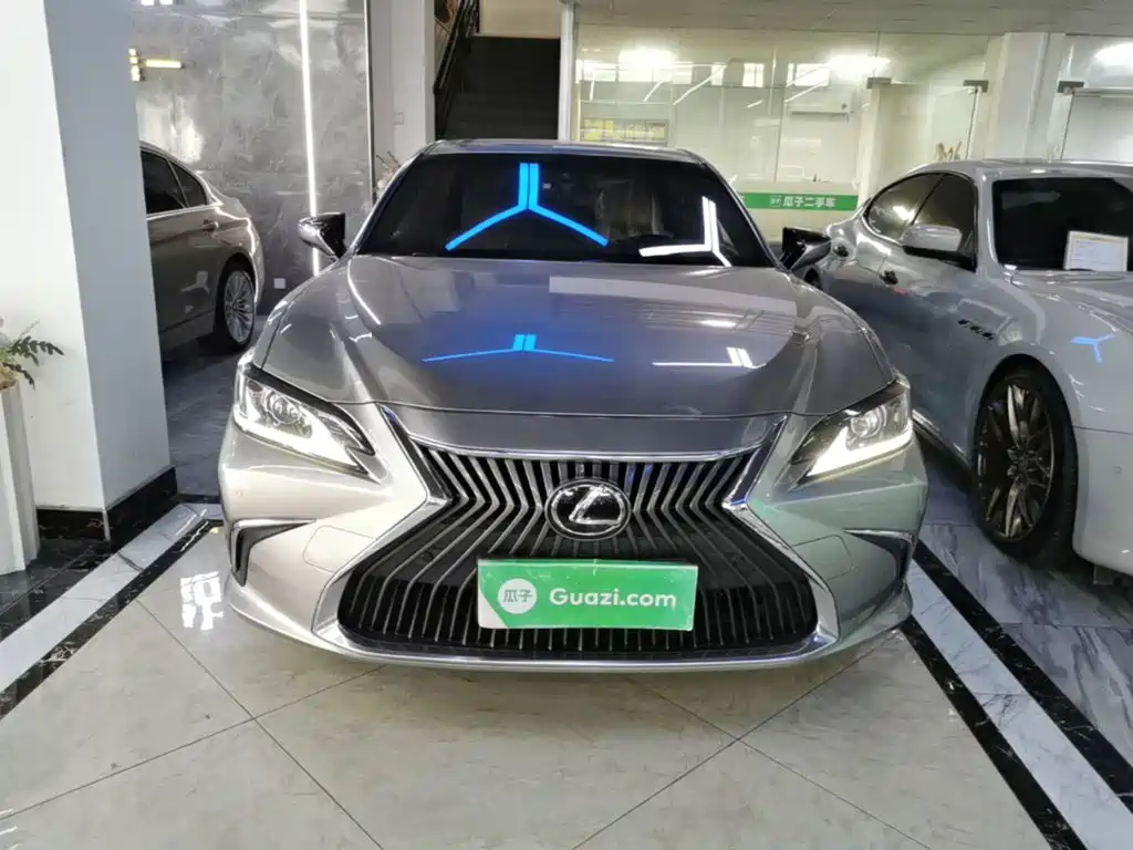 Lexus ES — миниатюра 3