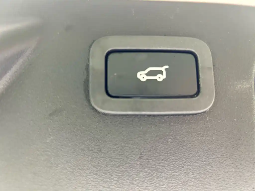 Land Rover Discovery Sport — миниатюра 12