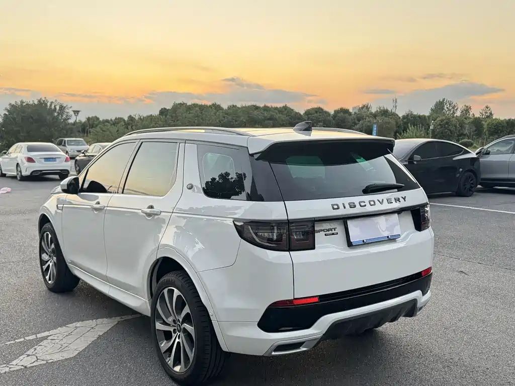 Land Rover Discovery Sport — миниатюра 8