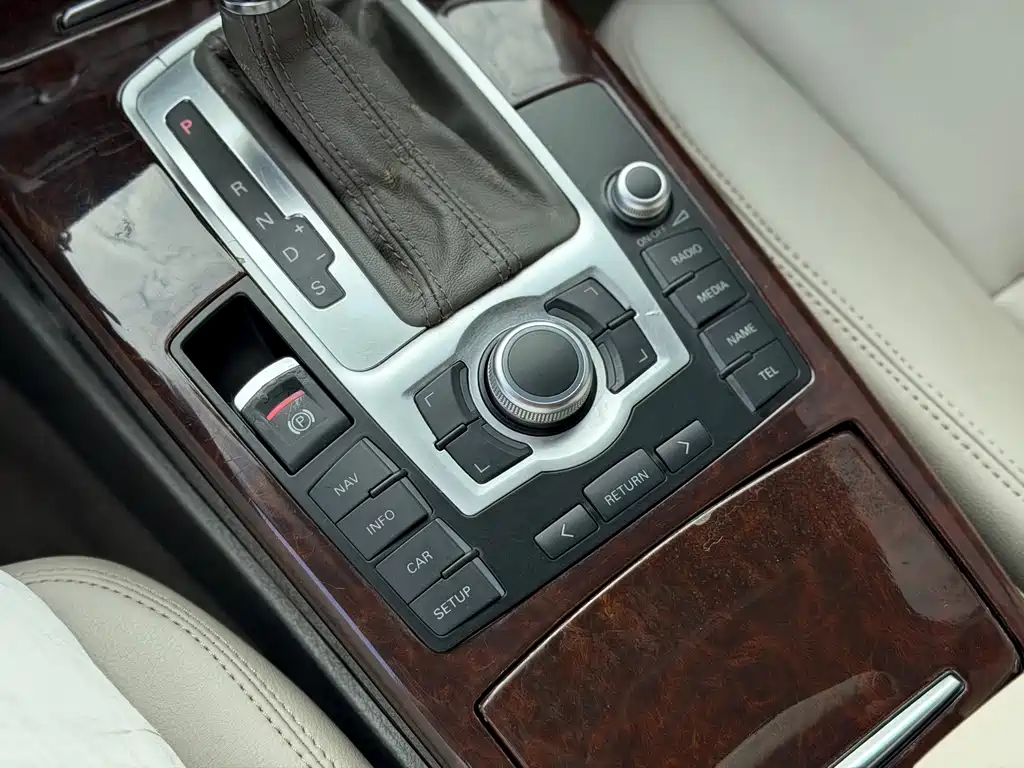 Audi A6L — миниатюра 18
