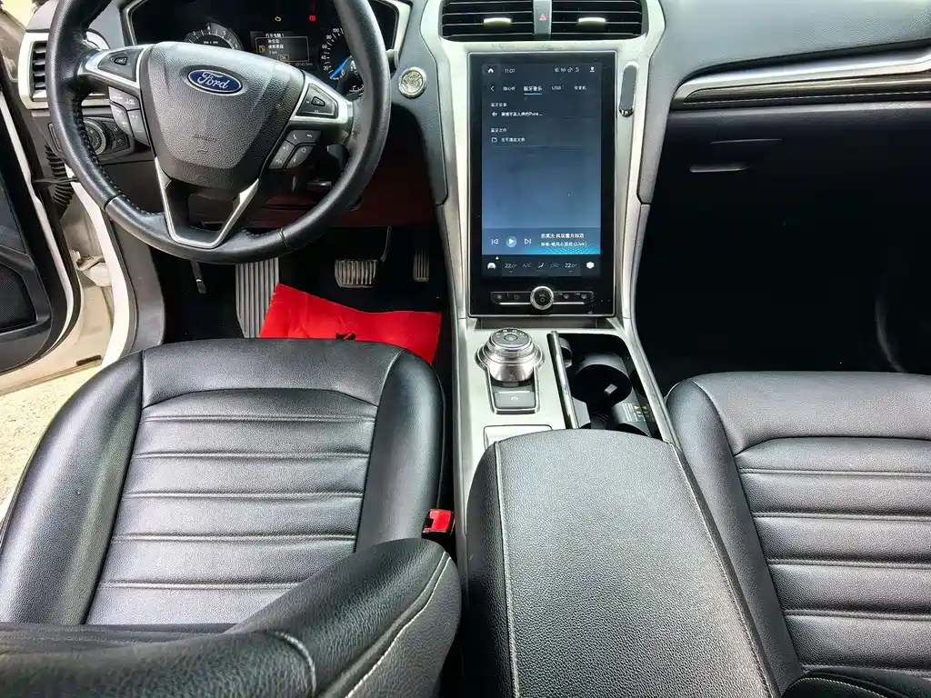 Ford Mondeo — миниатюра 13