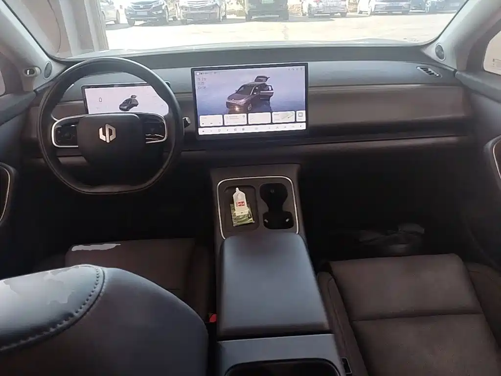 Leapmotor Leapmotor C10 — миниатюра 10
