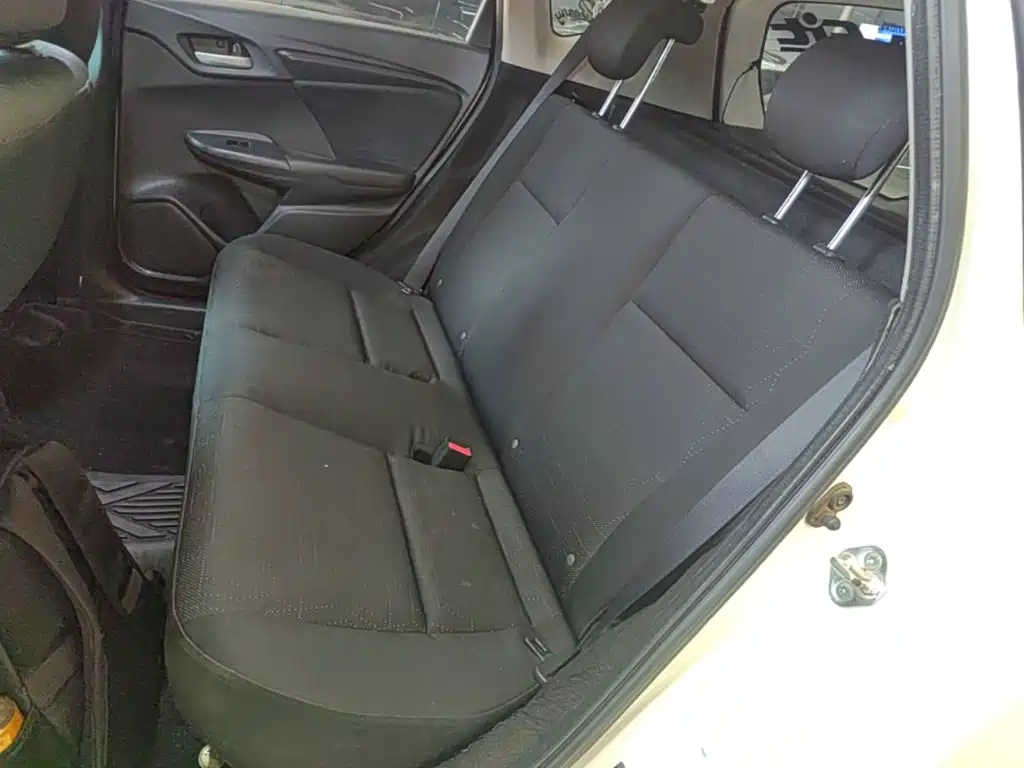 Honda Fit — миниатюра 17