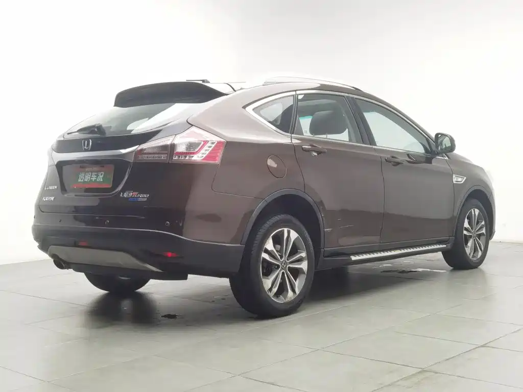 Luxgen U6 — миниатюра 2