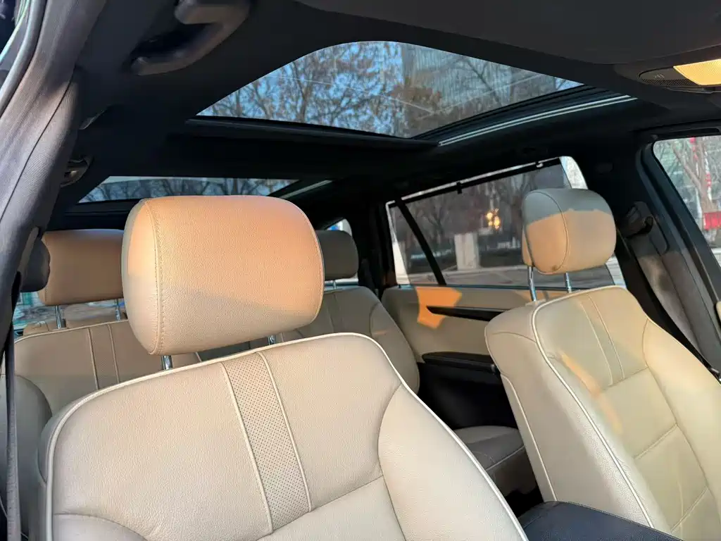 Mercedes-Benz R-Class — миниатюра 6