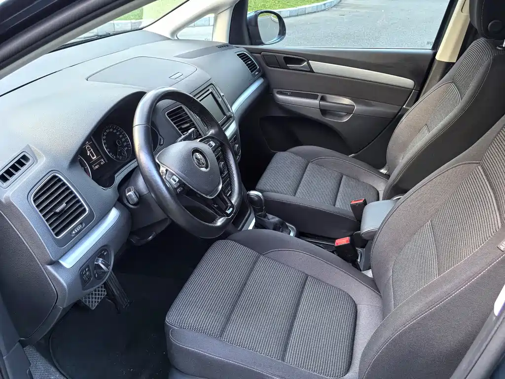 Volkswagen Sharan — миниатюра 6