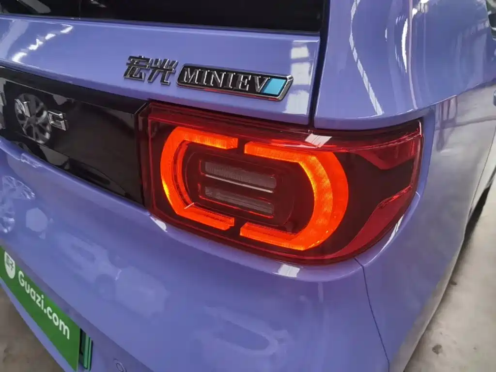 Wuling MINIEV — миниатюра 8