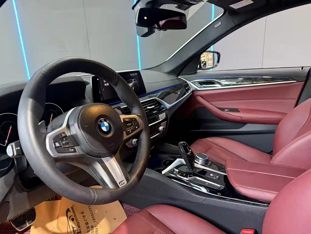 BMW 5 Series — миниатюра 11