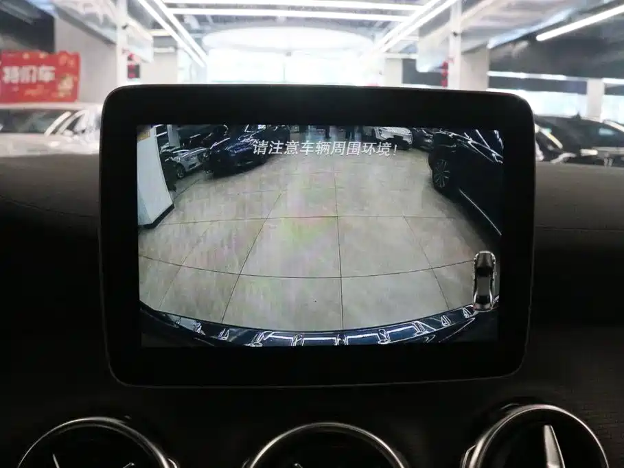 Mercedes-Benz GLA — миниатюра 7