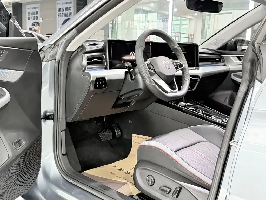 Volkswagen Lamando — миниатюра 4