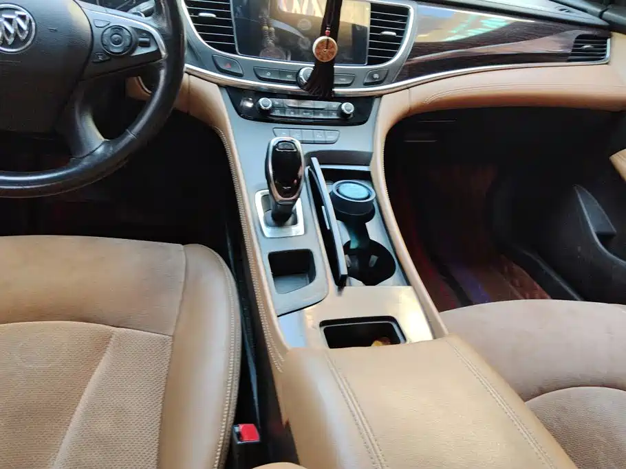Buick LaCrosse — миниатюра 16