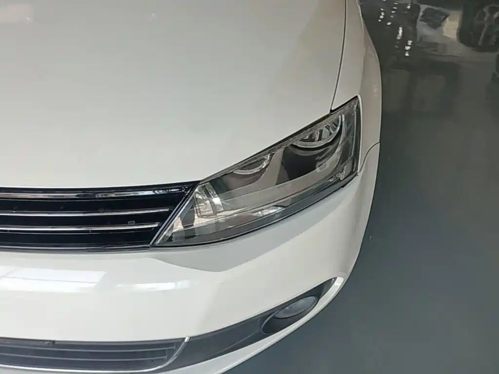 Volkswagen Sagitar — миниатюра 24
