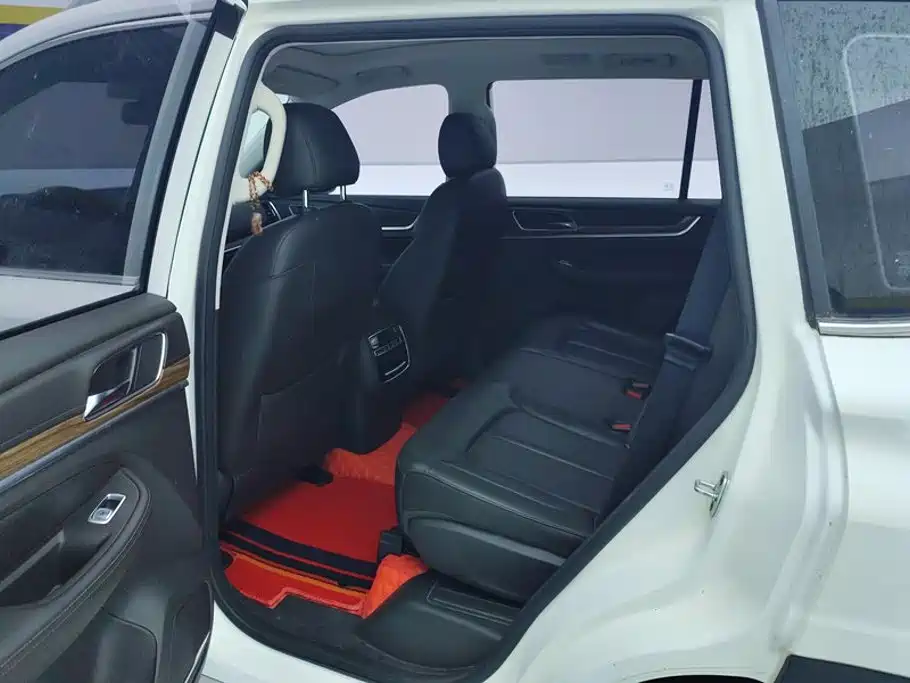 Roewe RX8 — миниатюра 11
