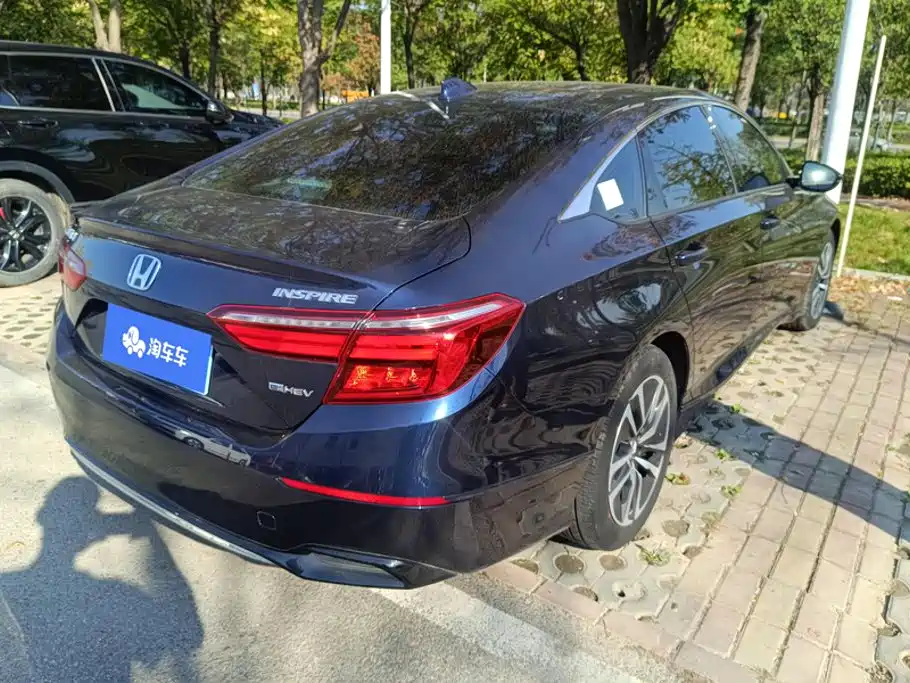 Honda Inspire — миниатюра 3