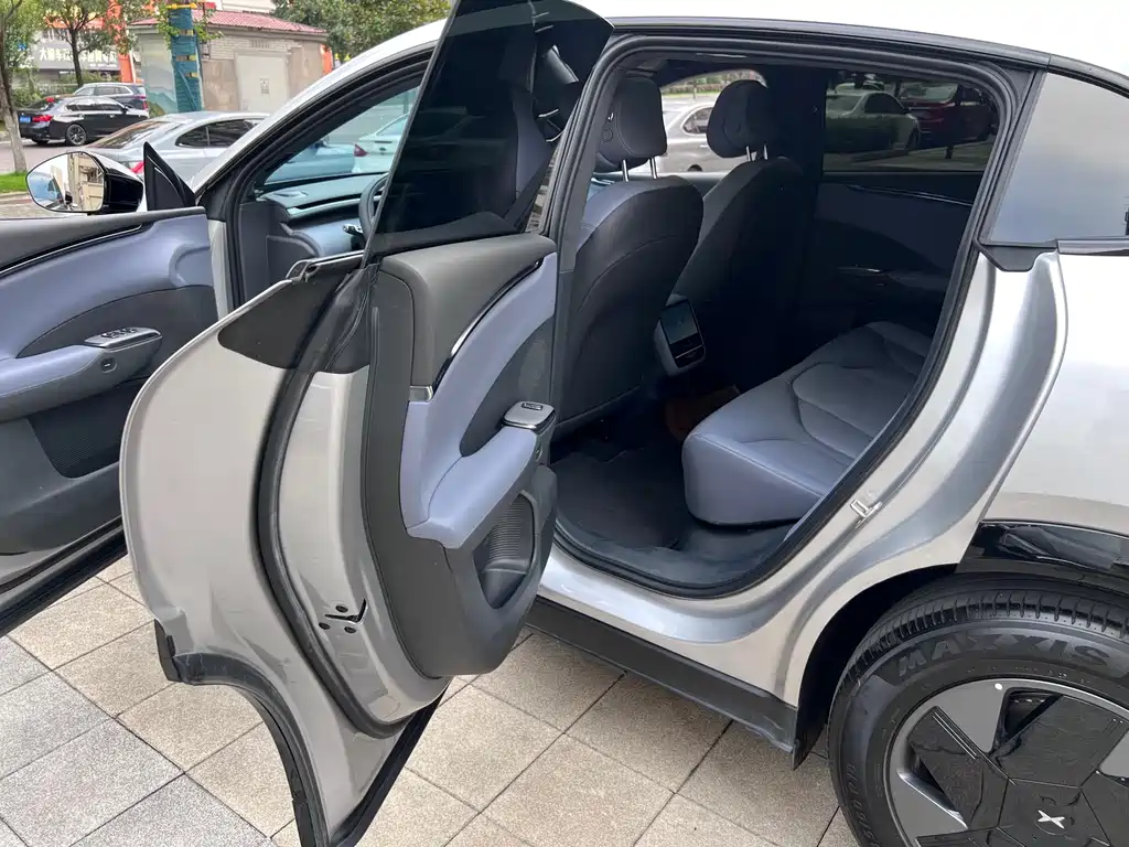 XPeng G7 — миниатюра 10