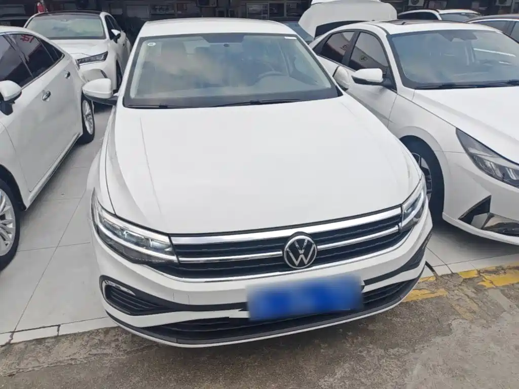 Volkswagen Bora — миниатюра 3