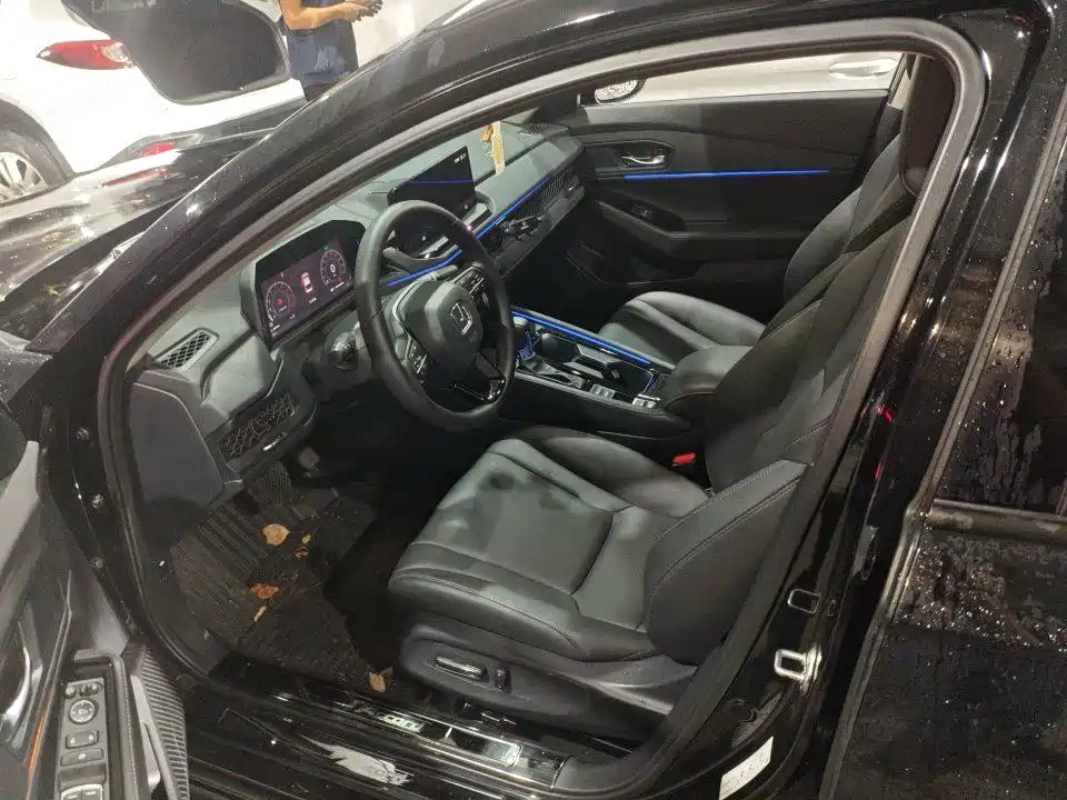 Honda Accord — миниатюра 7