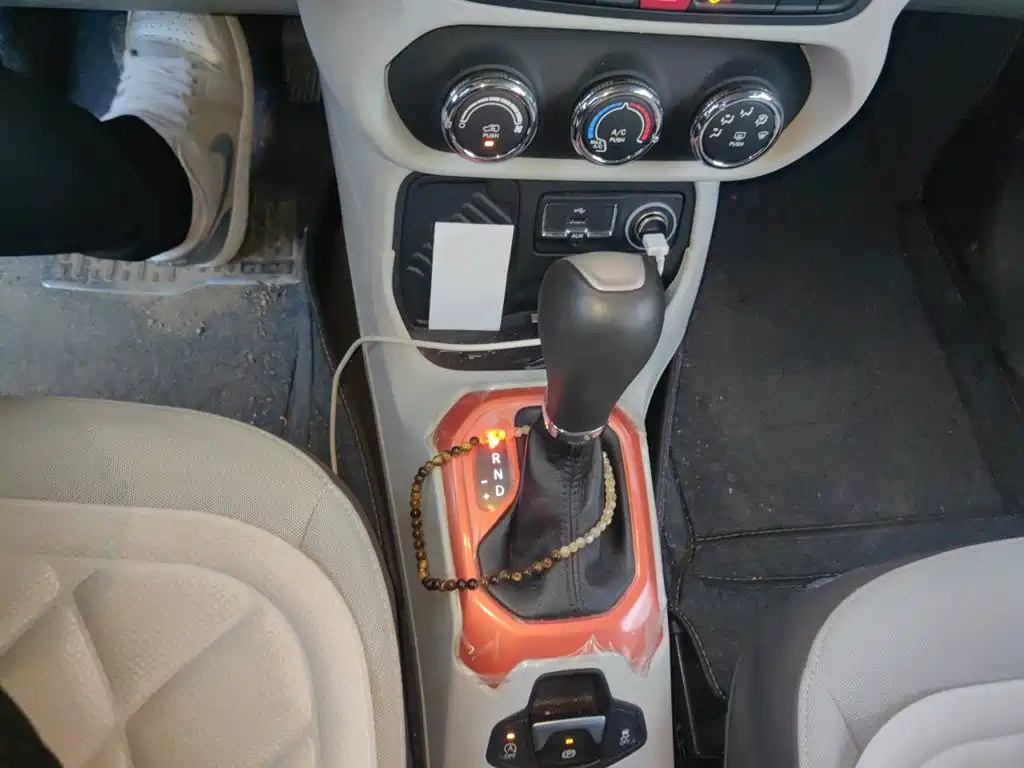 Jeep Renegade — миниатюра 10