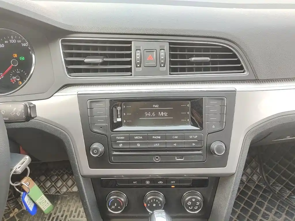 Volkswagen Lamando — миниатюра 13