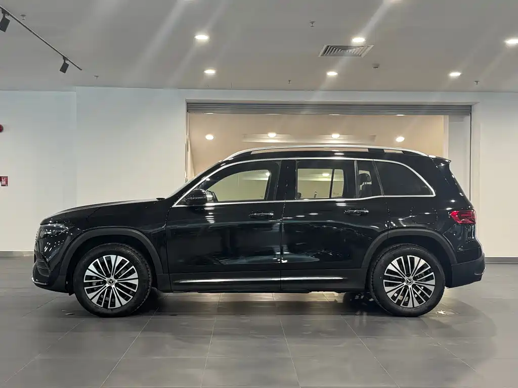 Mercedes-Benz EQB — миниатюра 3