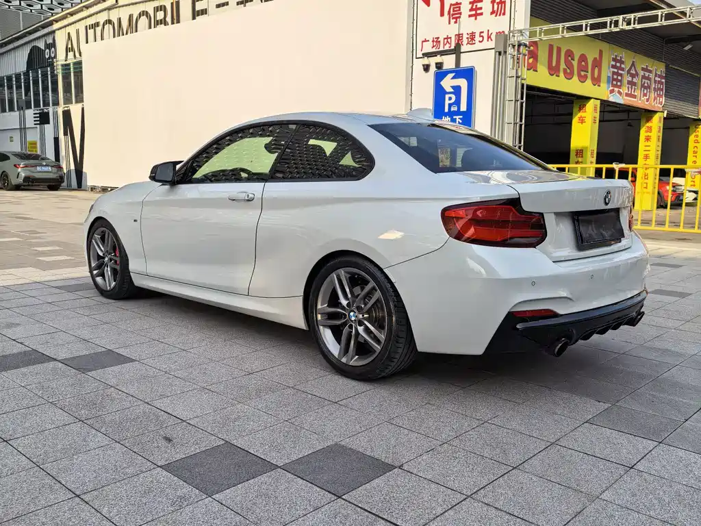 BMW 2 Series (Import) — миниатюра 9