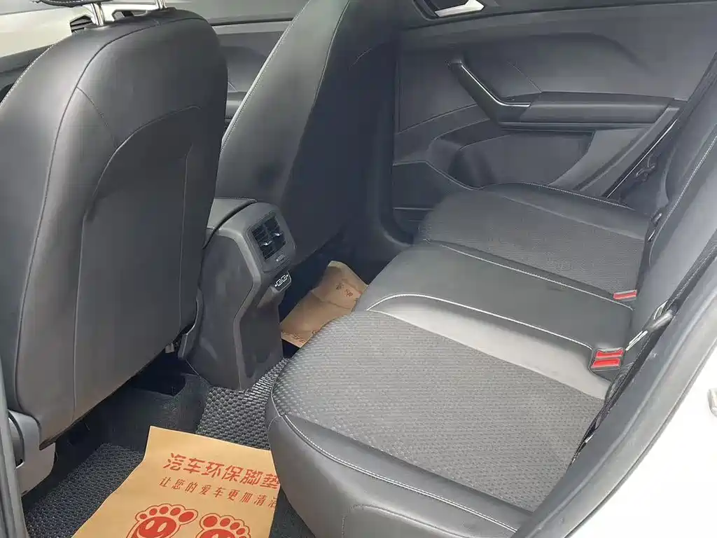 VOLKSWAGEN EXPLORING THE SHADOW