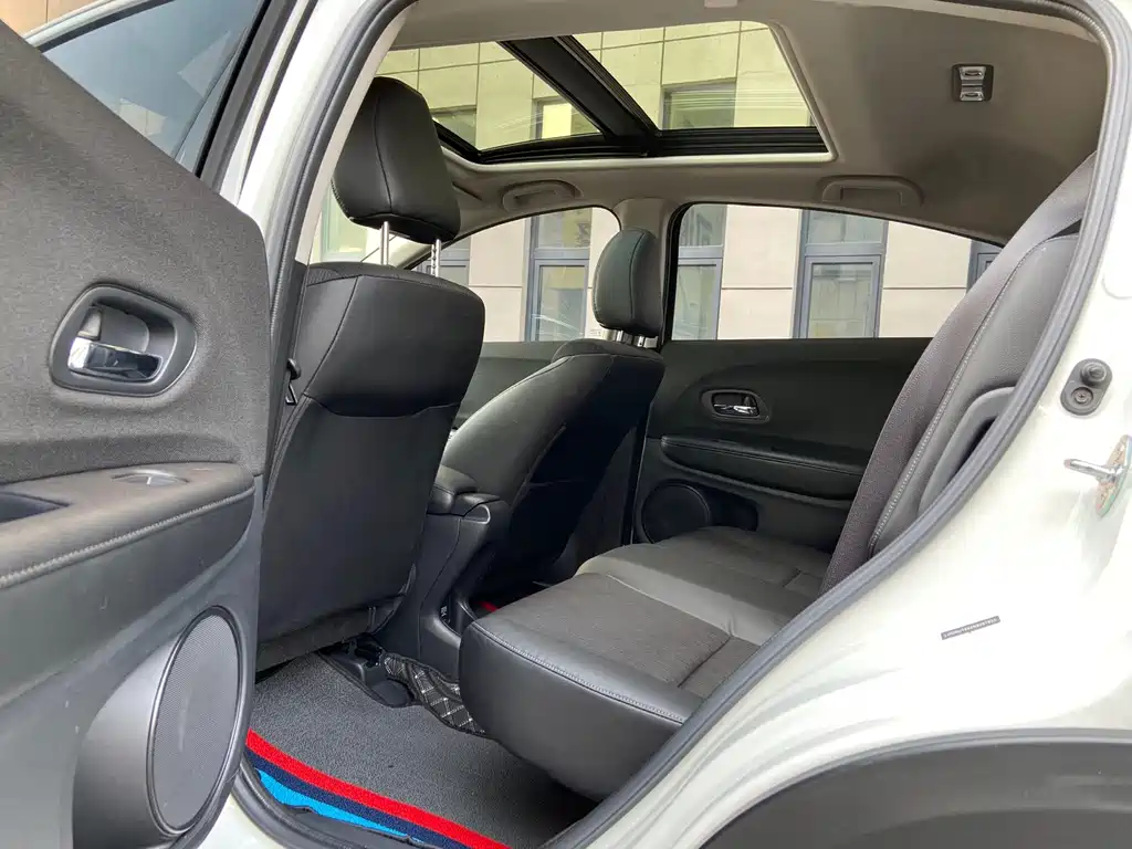 Honda Vezel — миниатюра 6