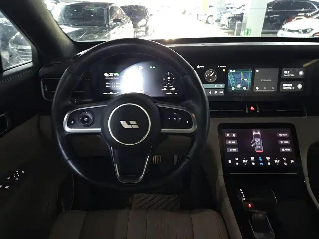 Li Auto Li ONE — миниатюра 7
