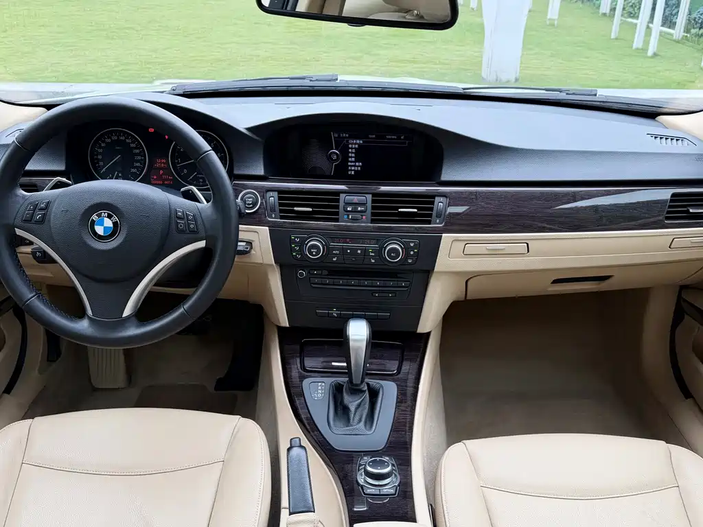 BMW 3 Series — миниатюра 4