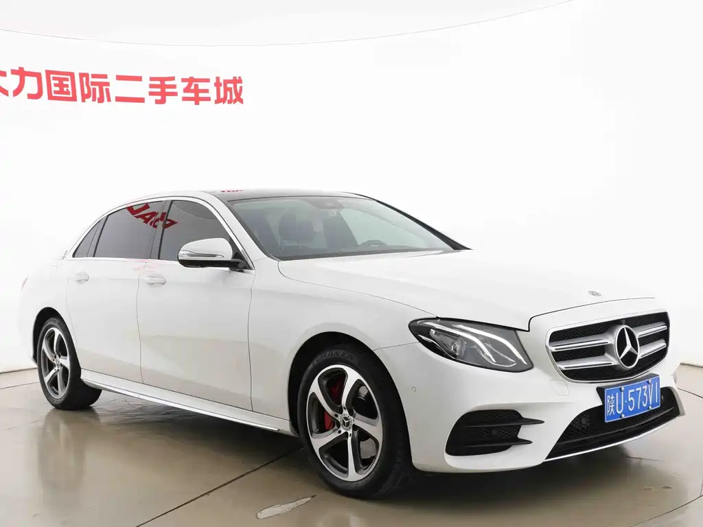 Mercedes-Benz E-Class — миниатюра 3