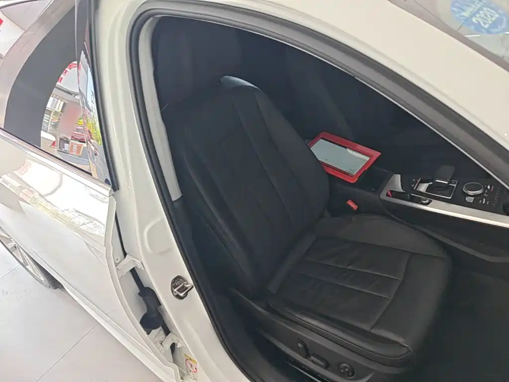 Audi A4L — миниатюра 25