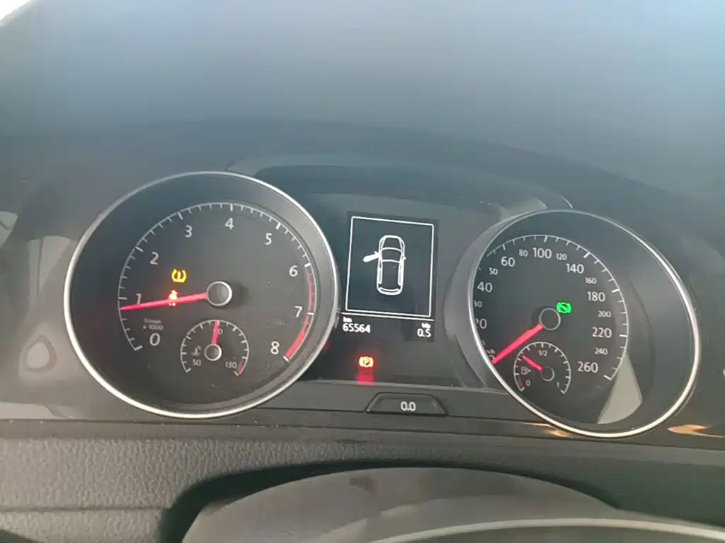 Volkswagen Golf — миниатюра 12