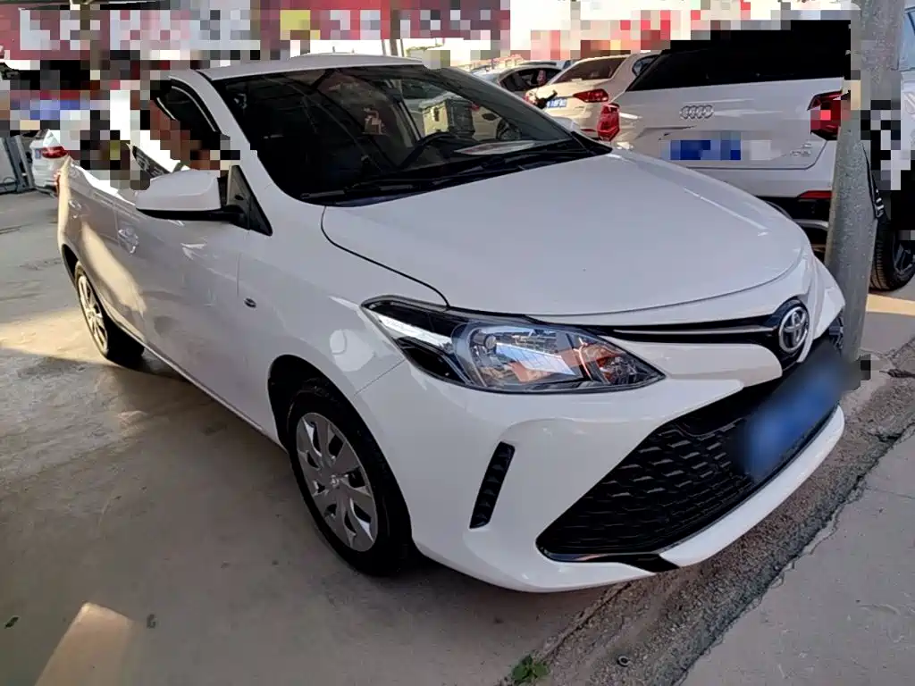 Toyota Vios FS — миниатюра 4