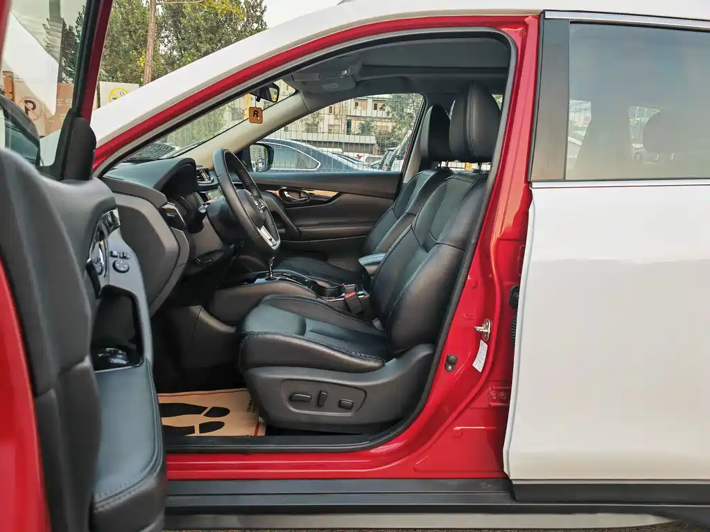 Nissan X-Trail — миниатюра 3