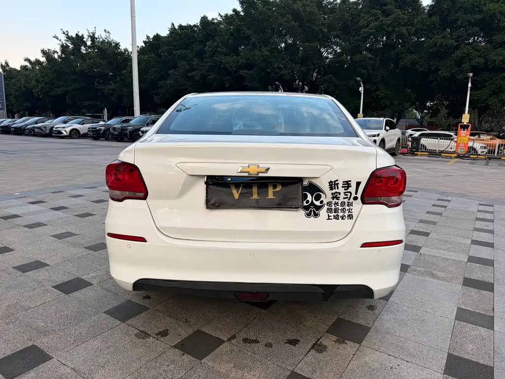 Chevrolet Cavalier — миниатюра 6