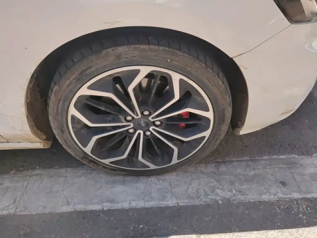 Ford Focus — миниатюра 25